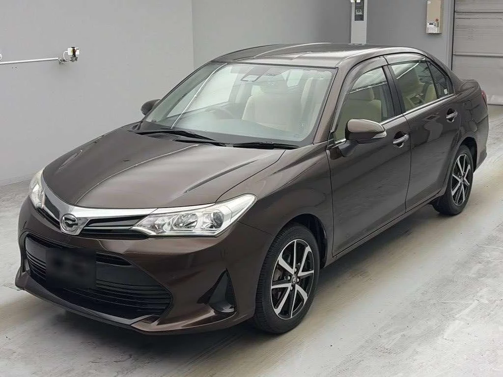 Toyota Corolla Axio NRE161 2018